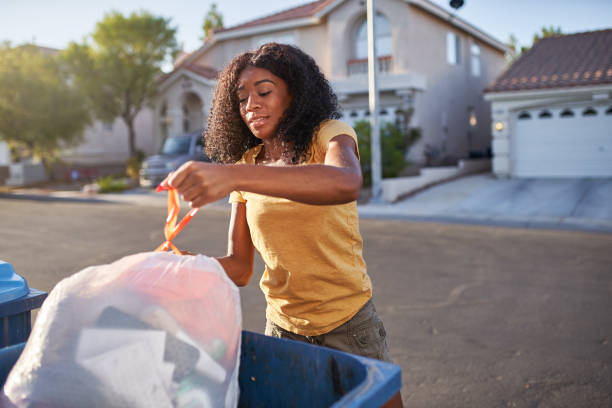 Best Dumpster Rental Services  in Lindsborg, KS